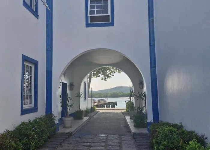 Excelente apartamento na praia do Forte Cabo Frio
